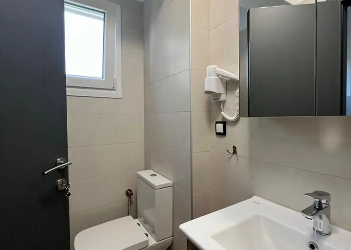 Irinishouse 5 * Toroni