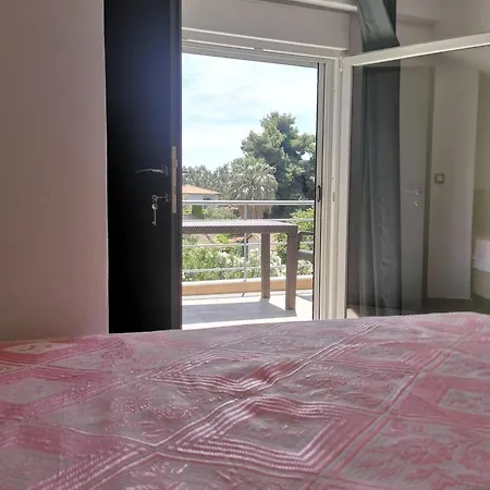 Irinishouse 5 Toroni