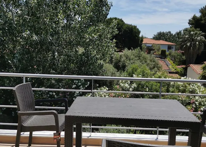 Irinishouse 5 Apartman