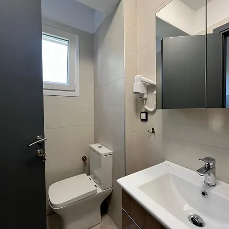Irinishouse 5 * Toroni